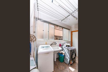 Apartamento à venda com 149m², 4 quartos e 3 vagas Apartamento à venda com 149m², 4 quartos e 3 vagasÁrea de Serviço