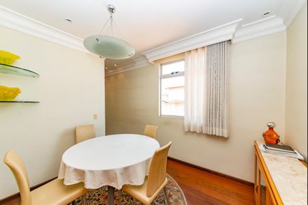 Apartamento à venda com 149m², 4 quartos e 3 vagas Apartamento à venda com 149m², 4 quartos e 3 vagasSala 2