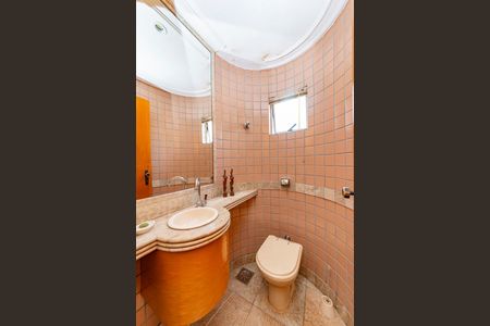 Apartamento à venda com 149m², 4 quartos e 3 vagas Apartamento à venda com 149m², 4 quartos e 3 vagasLavabo