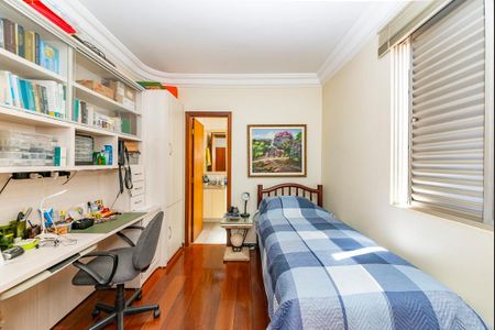 Apartamento à venda com 149m², 4 quartos e 3 vagas Apartamento à venda com 149m², 4 quartos e 3 vagasSuíte 2