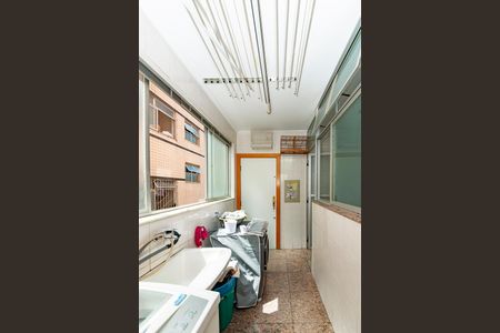 Apartamento à venda com 149m², 4 quartos e 3 vagas Apartamento à venda com 149m², 4 quartos e 3 vagasÁrea de Serviço