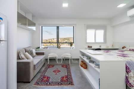 Sala de kitnet/studio para alugar com 1 quarto, 38m² em chacara das pedras, Porto Alegre