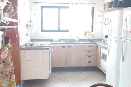 Apartamento à venda com 155m², 4 quartos e 2 vagas