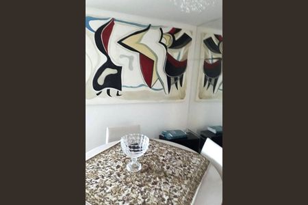 Apartamento à venda com 92m², 2 quartos e 2 vagas