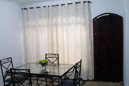 Casa à venda com 3 quartos, 160m² em Vila Valparaíso, Santo André
