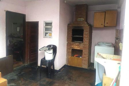 Casa à venda com 136m², 2 quartos e 3 vagas