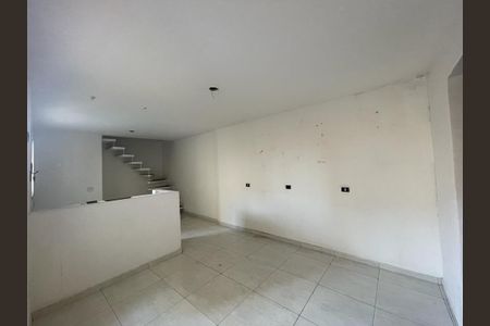 Casa à venda com 4 quartos, 512m² em Vila Gilda, Santo André