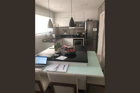 Casa à venda com 3 quartos, 200m² em Parque das Nações, Santo André