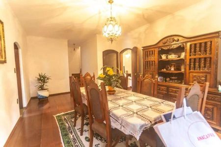 Casa à venda com 4 quartos, 500m² em Jardim do Mar, São Bernardo do Campo