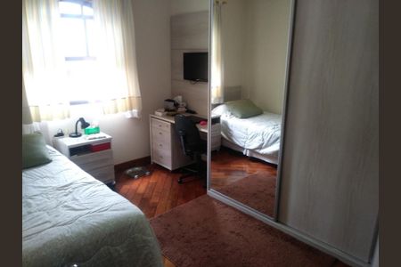 Casa à venda com 3 quartos, 268m² em Mauá, São Caetano do Sul