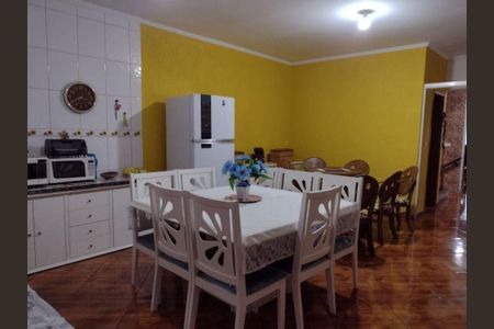 Casa à venda com 3 quartos, 204m² em Vila Pires, Santo André