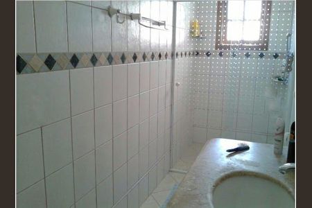 Casa à venda com 3 quartos, 239m² em Vila Alpina, Santo André