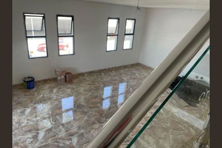 Casa à venda com 2 quartos, 117m² em Vila Pires, Santo André