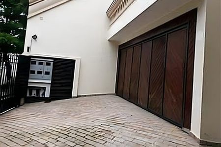 Casa à venda com 750m², 5 quartos e 8 vagas
