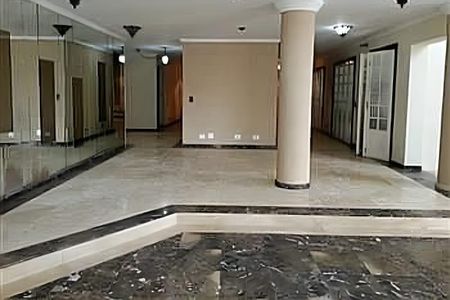 Casa à venda com 750m², 5 quartos e 8 vagas