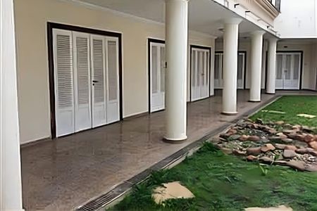 Casa à venda com 750m², 5 quartos e 8 vagas