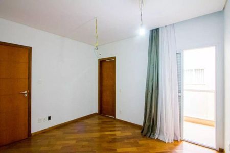 Casa à venda com 4 quartos, 234m² em Paraíso, Santo André