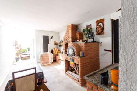 Casa à venda com 3 quartos, 260m² em Vila Metalúrgica, Santo André