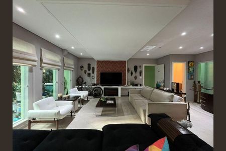 Casa à venda com 4 quartos, 442m² em Vila Floresta, Santo André