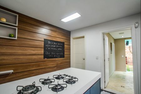 Casa à venda com 409m², 6 quartos e 6 vagas Casa à venda com 409m², 6 quartos e 6 vagasCozinha