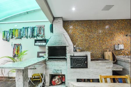 Casa à venda com 409m², 6 quartos e 6 vagas Casa à venda com 409m², 6 quartos e 6 vagasÁrea gourmet