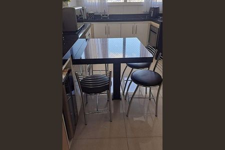 Apartamento à venda com 103m², 3 quartos e 3 vagas