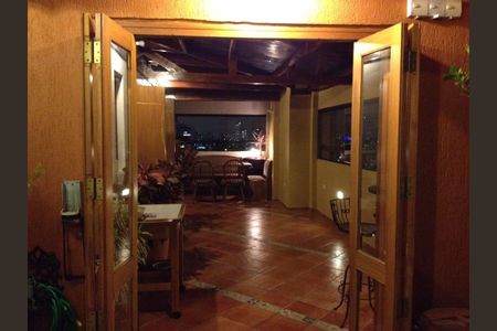 Apartamento à venda com 156m², 3 quartos e 1 vaga Apartamento à venda com 156m², 3 quartos e 1 vagaFoto 06