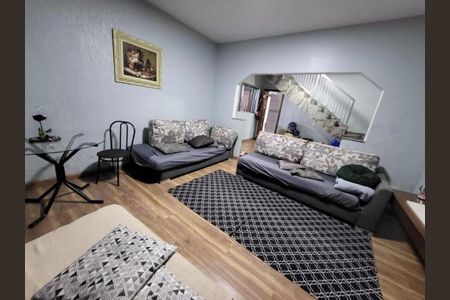 Casa à venda com 3 quartos, 203m² em Jardim Moncoes, Santo André
