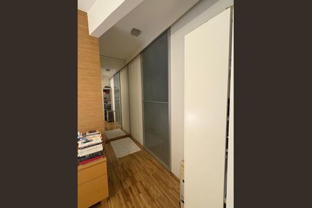 Apartamento à venda com 286m², 4 quartos e 4 vagas Apartamento à venda com 286m², 4 quartos e 4 vagasFoto 24