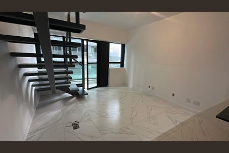 Sala de apartamento para alugar com 1 quarto, 48m² em Bethaville I, Barueri