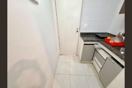 Cozinha de kitnet/studio para alugar com 1 quarto, 24m² em Centro, Rio de Janeiro
