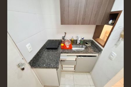 Cozinha de kitnet/studio para alugar com 1 quarto, 24m² em Centro, Rio de Janeiro