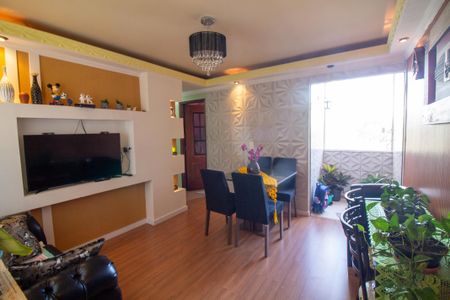 Sala de apartamento para alugar com 2 quartos, 50m² em Santo Amaro, São Paulo