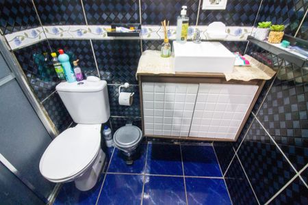 Apartamento para alugar com 50m², 2 quartos e sem vaga Apartamento para alugar com 50m², 2 quartos e sem vagaBanheiro