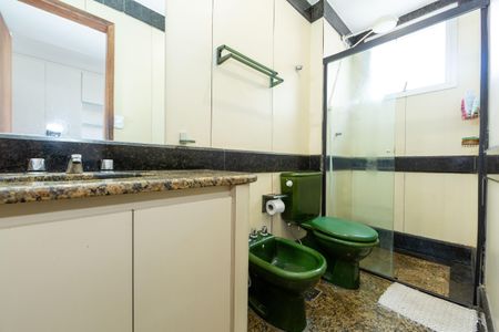 Apartamento à venda com 160m², 2 quartos e 2 vagasBanheiro 2