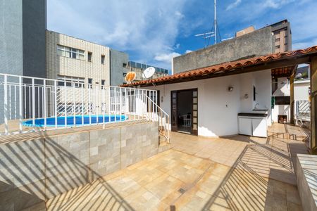 Apartamento à venda com 160m², 2 quartos e 2 vagasCobertura