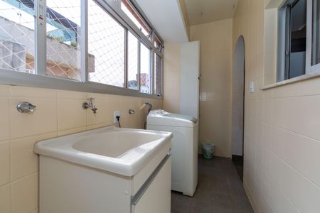 Apartamento à venda com 160m², 2 quartos e 2 vagasÁrea de Serviço