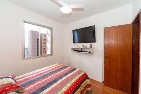 Apartamento à venda com 160m², 2 quartos e 2 vagasQuarto 1