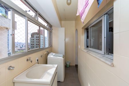 Apartamento à venda com 160m², 2 quartos e 2 vagasÁrea de Serviço