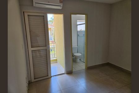Casa de condomínio à venda com 110m², 3 quartos e 2 vagas Casa de condomínio à venda com 110m², 3 quartos e 2 vagasSuíte