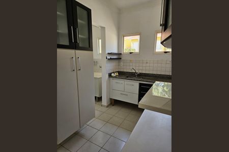 Casa de condomínio à venda com 110m², 3 quartos e 2 vagas Casa de condomínio à venda com 110m², 3 quartos e 2 vagasCozinha
