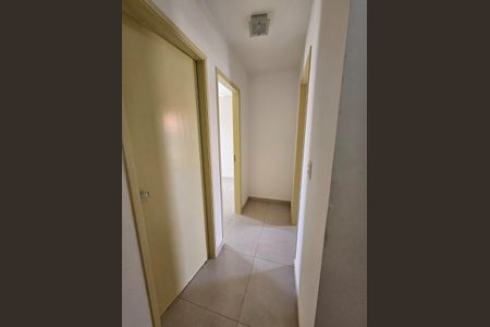 Casa de condomínio à venda com 110m², 3 quartos e 2 vagas Casa de condomínio à venda com 110m², 3 quartos e 2 vagasCorredor