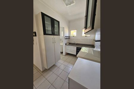 Casa de condomínio à venda com 110m², 3 quartos e 2 vagas Casa de condomínio à venda com 110m², 3 quartos e 2 vagasCozinha