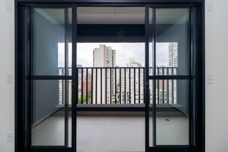 Varanda de kitnet/studio à venda com 0 quarto, 25m² em Brooklin, São Paulo