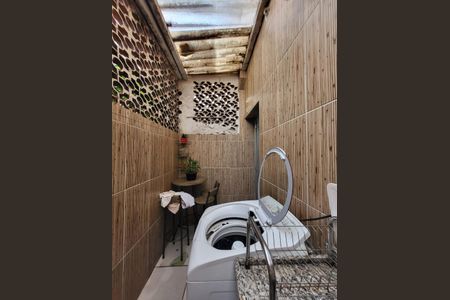 Casa à venda com 80m², 2 quartos e 1 vaga Casa à venda com 80m², 2 quartos e 1 vagaÁrea de Serviço