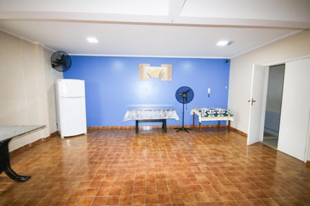 Apartamento para alugar com 68m², 2 quartos e 1 vaga Apartamento para alugar com 68m², 2 quartos e 1 vagaÁrea comum - Salão de festas