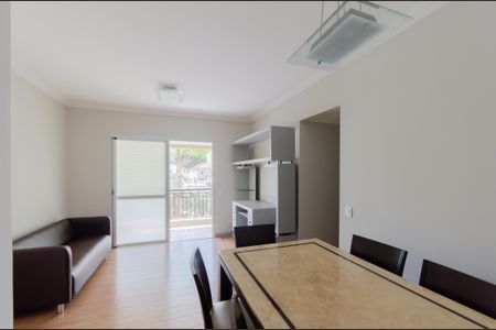 Apartamento para alugar com 80m², 3 quartos e 2 vagasSala