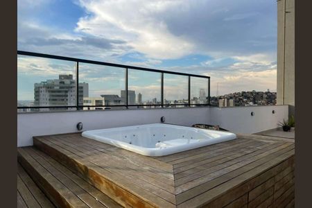 Apartamento à venda com 590m², 4 quartos e 4 vagasFoto 02