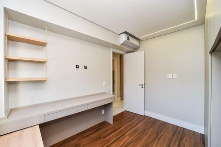 Quarto 1 de apartamento à venda com 3 quartos, 82m² em São Sebastião, Porto Alegre