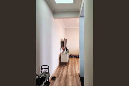 Apartamento à venda com 60m², 2 quartos e 1 vaga Apartamento à venda com 60m², 2 quartos e 1 vagaCorredor